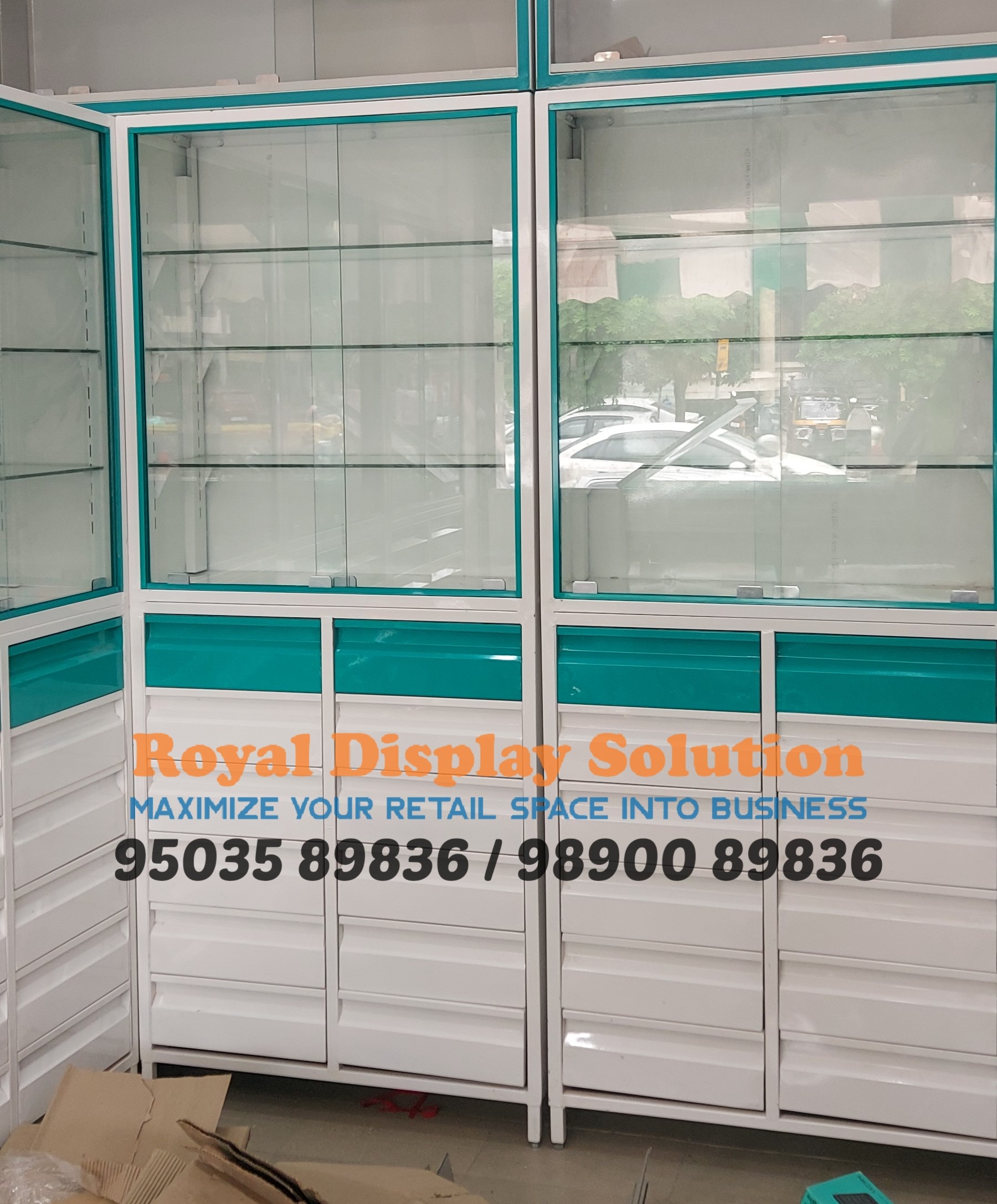 Image of Medical Display Racks