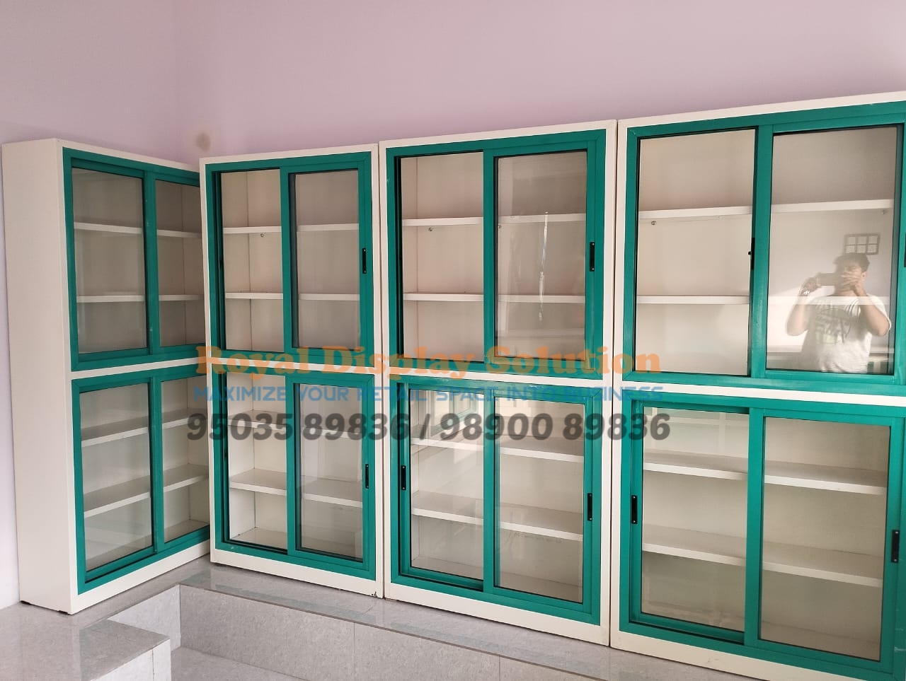 Image of Medical Display Racks