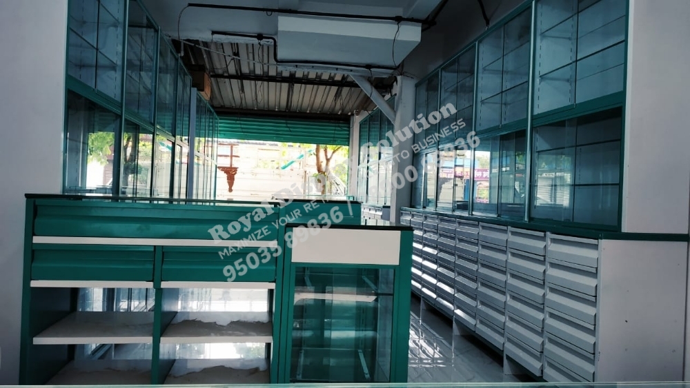 Image of Medical Display Racks